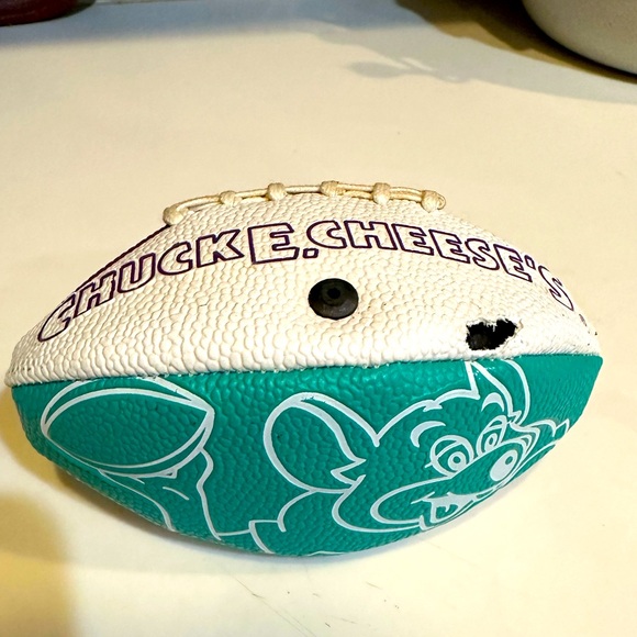 VTG 1990’s CHUCK E CHEESE’s FLAWED FOOTBALL PURPLE GREEN TEAL WHITE COLLECTIBLE - Picture 7 of 10